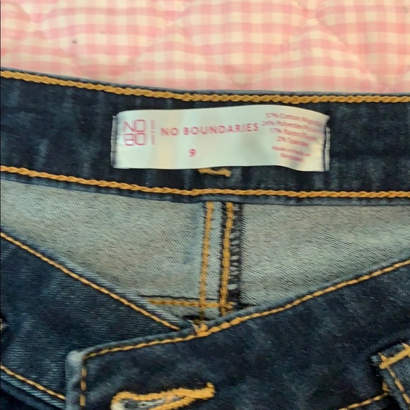 Blue denim shorts - Picture 3 of 4